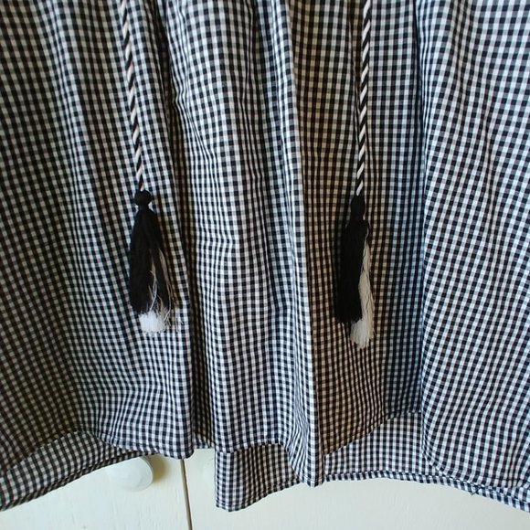 Studio West Black & White Gingham Top w/Red Roses - Picture 7 of 11